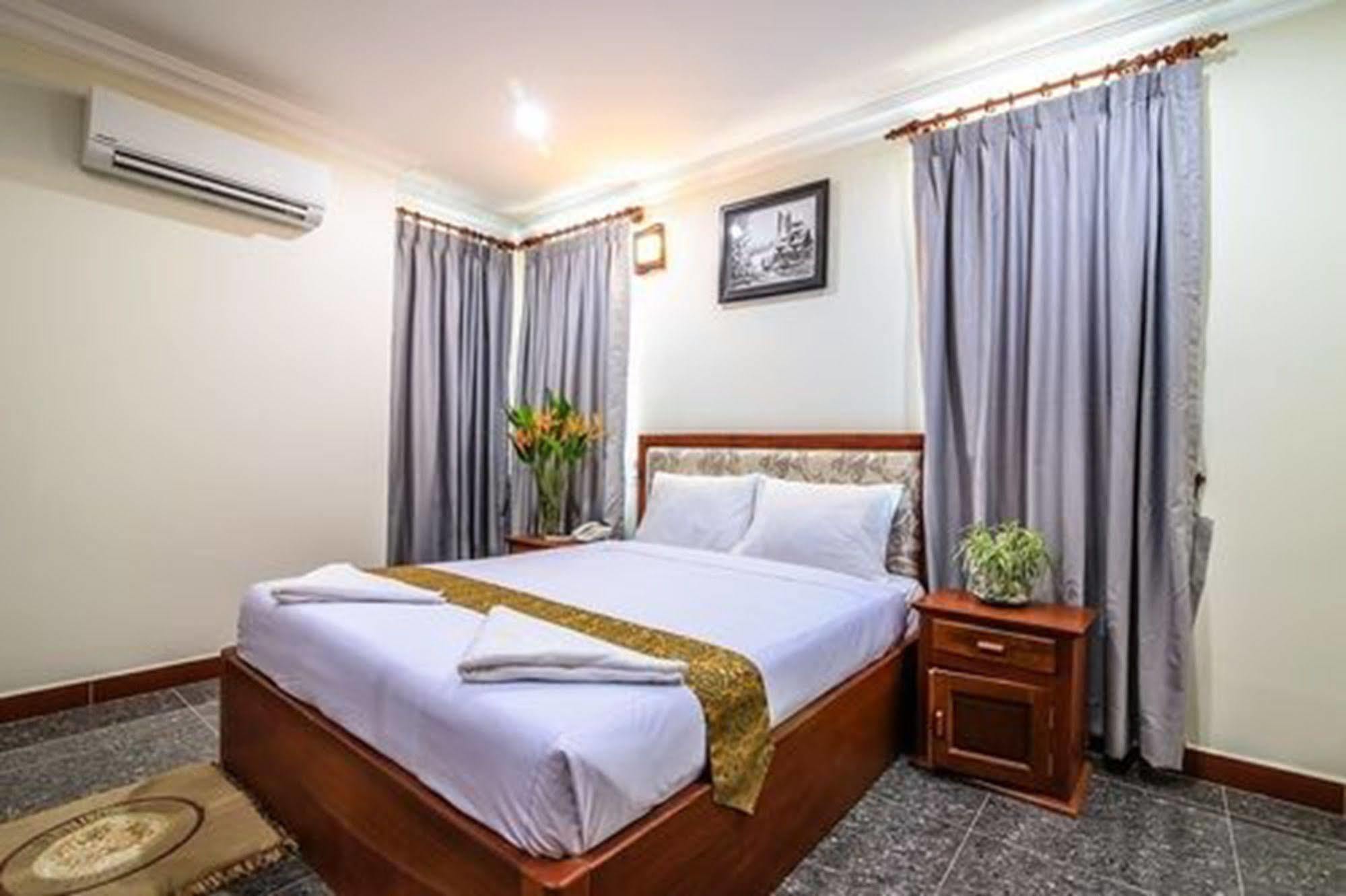 Tan Tower Hotel Phnom Penh Eksteriør bilde