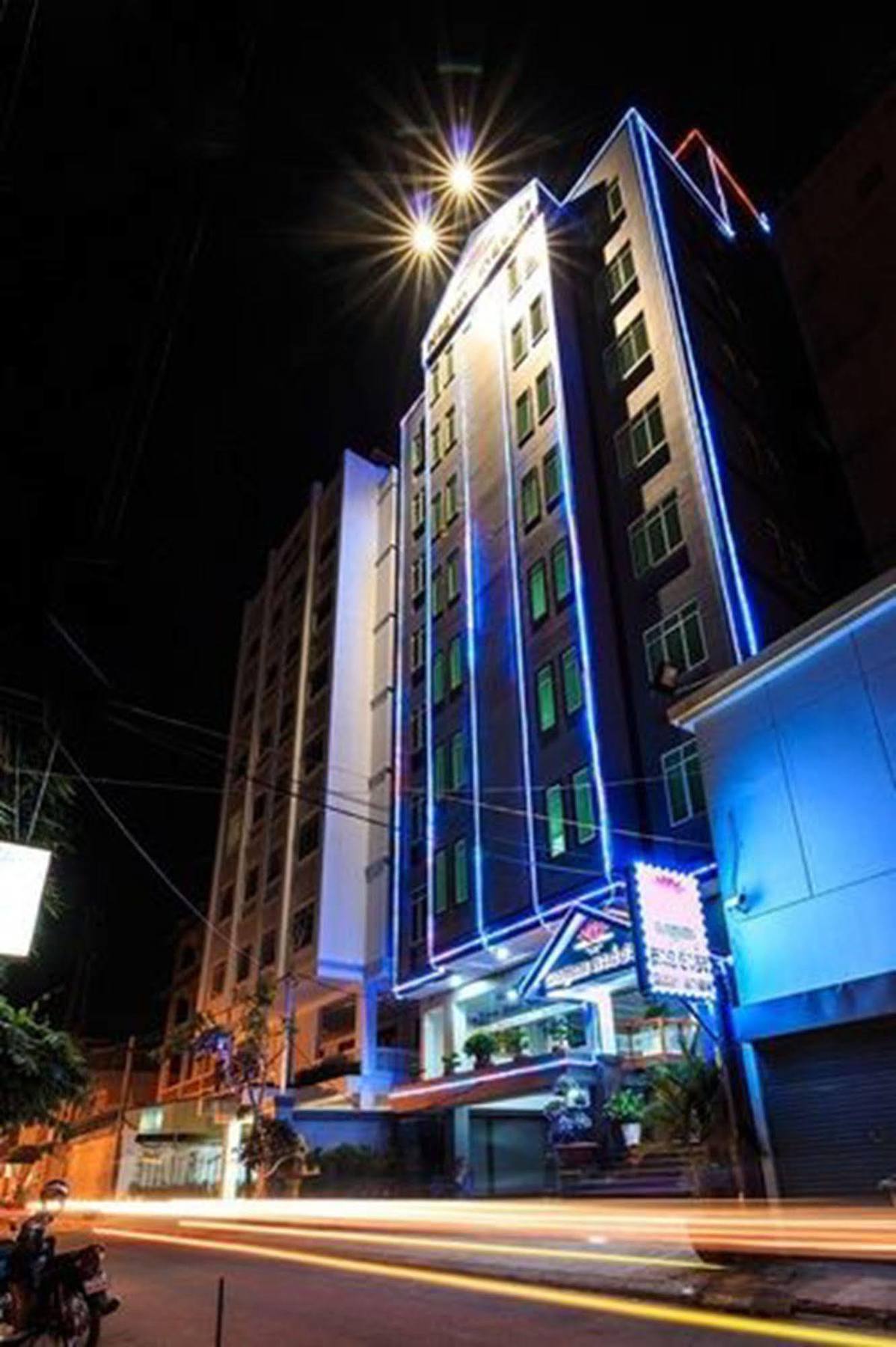 Tan Tower Hotel Phnom Penh Eksteriør bilde