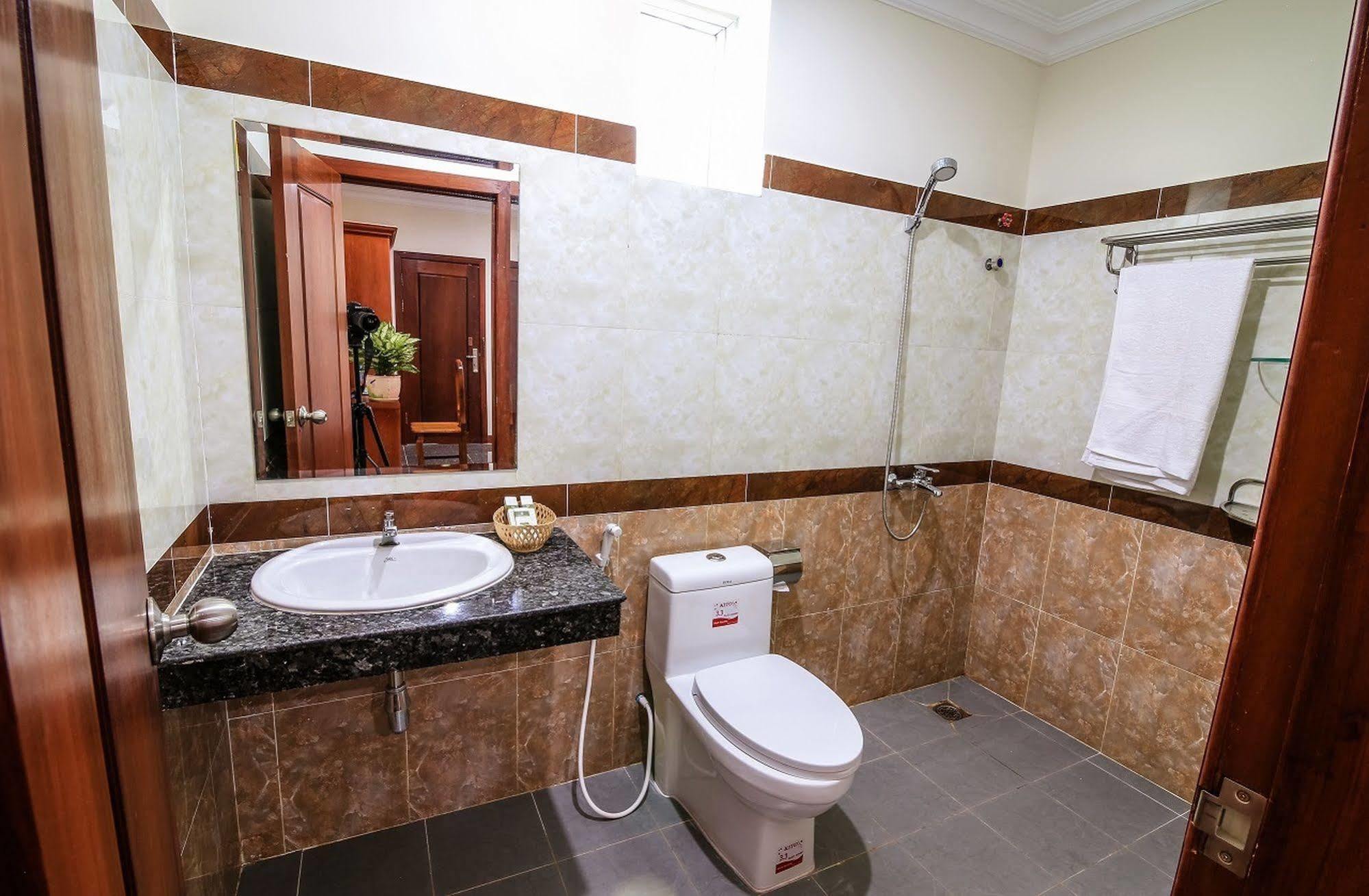 Tan Tower Hotel Phnom Penh Eksteriør bilde